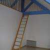 Création d'un appartement dans des greniers avec cuisine, mezzanine, salle d'eau.