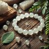 Bracelet en sélénite: nettoie, purifie les chakras et l'aura. Pierre anti-stress et pour l'anxiété. 