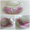 Tasses à thé en porcelaine fine; Un cor classique sublimé d'or fin et de relief, personnalisé