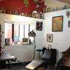 Vue d'une autre salle de tatouage