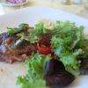menu du jour : le steak  déco salade sera accompagné de frites 