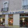 AUX ARTS DE LA MAISON
98 rue des hauts pavés
44000 Nantes
02 40 76 02 37