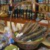 Grands choix de biscuits, chocolats, bonbons, confitures, sirops, thés et accessoires pour la partie sucrée..
Sélection de petits producteurs, Produits de qualité de terroirs (sans conservateur ni additif)