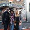 Sylvie du Bar_Rock_cafe en compagnie des 2 chanteuses de The Voice : Tamara et Emmy liyana
