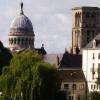 la basilique et la tour Charlemagne