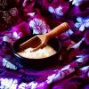 Gommage coco+ Massage au Monoï de Tahiti
​
45 min/50€ (massage 30min +15min de gommage)

1h15 /85€ (massage 1h00 +15min de gommage)
Ce gommage végétal à la pulpe coco et à l'huile de Monoï 

élimine cellules mortes et rugosités.

Il hydrate l’épiderme sous l’action des huiles exotiques.

​

Ce soin permet:

-d'éliminer les impuretés et toxines  

-de stimuler circulation sanguine et lymphatique 

-de diminuer les poils sous peau 

-de prolonger le bronzage (en été)

 

Il est suivi d'un massage à l'huile de Monoï.

Résultat une peau plus douce qui respire et une détente maximale.


Résultat : un effet peau douce qui respire, doublé d’une sensation unique de relaxation, débarrassée de ses impuretés.

Les poils sous peau et les petits boutons sont atténués.

 

Fréquence :

 

Ce soin est idéal pour :

- L’entretien du corps précédant une épilation (poils sous peau).

- Un meilleur bronzage, durable et uniforme (quelques jours avant ou après une exposition solaire).

- Les personnes soucieuses de la douceur de leur corps.

Ce soin peut être réalisé toutes les 2 à 3 semaines selon la sensibilité de la peau.

​