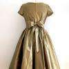Robe en soie Style années 50.