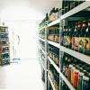 Cave à bières comptant plus de 600 références de bières artisanales des meilleures brasseries françaises, européennes et d'ailleurs. Bières vieillies en barrique, exclusivités. Verre de bienvenue offert.
Ateliers de dégustation et événementiel.
