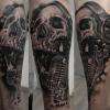 skull micro par stephane bueno tatoueur studio black corner tattoo valence