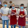 Nicolas Belin, artisan boucher charcutier, et ses aides, Boucherie Charcuterie Traiteur Nicomax, St Beauzire - 63