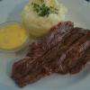 bavette, servie avec une purée maison