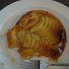 Tarte fine aux pommes, flambée au Calvados