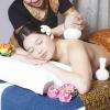 massage aux plantes aromatiques Nuad Plakob