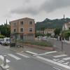Le cabinet se situe derrière la pharmacie. Un parking réservé à la patientèle est à votre disposition.