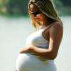 La réflexologie pour les futures mamans 
http://www.pause-reflexologie.fr/la-reflexologie/future-maman/