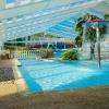 piscine couverte et chauffée au camping la kilienne