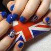 Vernis semi-permanent et Union Jack ;)
