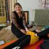 Soin Rebozo
Pour toutes les femmes qui veulent se libérer, changer, franchir une étape dans leur vie mais idéal pour les jeunes accouchées, je propose le serrage du bassin post accouchement pour aider les femmes à retrouver les limites de leur corps, s'ancrer, faire circuler les énergies vitales, soulager les tensions post accouchement.