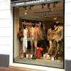 Autre vue de la vitrine de la boutique de vêtements en cuir Cesare Nori à Toulouse