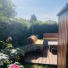 Jardin clos fleuris sans vis à vis
