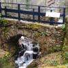 Pont qui mène à l'auberge
