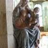 Vierge qui donne le sein à Jésus qui le refuse.
