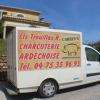 Le petit camion pour les livraisons de la Charcuterie Carres, St Genest de Beauzon (07230)