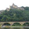 vue sur le château depuis la Dordogne