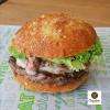 Haussez le ton !
Osez le thon !
Nouveau burger du mois chez Cinquèphe :
- pain artisanal,
- steak haché façon boucher,
- fromage de chèvre,
- thon émietté,
- salade,
- sauce Caesar.
A partir du 1er septembre 2020 !