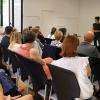 Formations, spectacles, ateliers... Nous nous adaptons au cadre de votre entreprise pour transmettre le message à travers le théâtre ! 