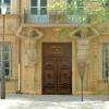 Les 2 atlantes à l'entrée d'un hôtel particulier