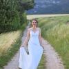 La mariée dans la prairie.
