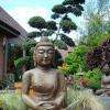 Statues de granit pour une décoration de qualité et durable du jardin.