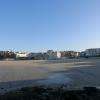 La plage de l'écluse vue de la promenade Picasso 
