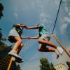 Toute une gamme d'articles pour les loisirs en extérieur, enfants et adultes: Trampolines, trottinette, kart; voitures électrique ou à pédales, etc...