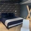 Chambre d'Hôtes Love Room, 2 personnes au Domaine du Saugé, La Riche, près de Tours, Indre et Loire. Chambre pour les Amoureux.