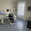 Le Cabinet dentaire du Dr Patricia Assayag-Strauss, chirurgien dentiste à Colmar est doté de deux salles de soins vous permettant de bénéficier d’un confort exceptionnel pour vos traitements dentaires.