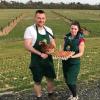 Guillaume et Dorine Chantereau, éleveurs de poules pondeuses et vente d'oeufs Bio à Faÿ lès Nemours, Seine et Marne (77)