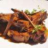 Cochon de lait mariné et laqué