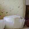 Une sélection de fromages locaux et bio à la Fromagerie Huguette.