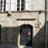 Maison qui a 650 ans.
Au XVIIe siècle, reconstruite par Pierre Bondurand-Laroche, un docteur. Plusieurs fois modifiée.