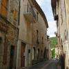 Dans la Grand Rue, l'Office de Tourisme.