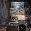 La zone de lavage des pieds avant l'accés aux bacs