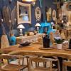 Photo d'ambiance, table en suar 