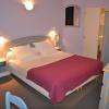 Chambre bain wc confort 2 personnes.