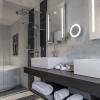 Salle de bain de l'Hôtel du Roi