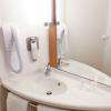 Salle de bain Hôtel Ibis Lyon Est Chaponnay