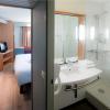 Chambre de l'Hôtel Ibis Nantes La Beaujoire