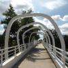 Passerelle pour rejoindre les hôtels à partir du parc.