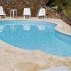 PISCINE DE L HOTEL CHAUFFEE EN SAISON